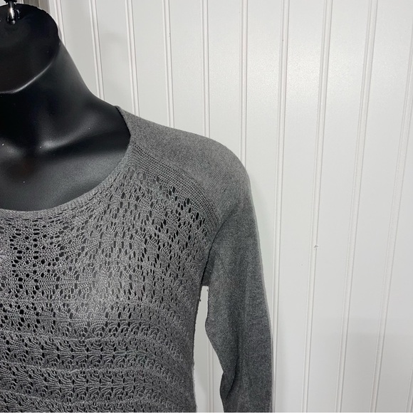 Grace & Lace Gray Asymmetrical Tunic sweater Top - Picture 2 of 7
